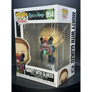 Funko Pop! Vinyl: Rick and Morty - Morty with Glorzo #954
